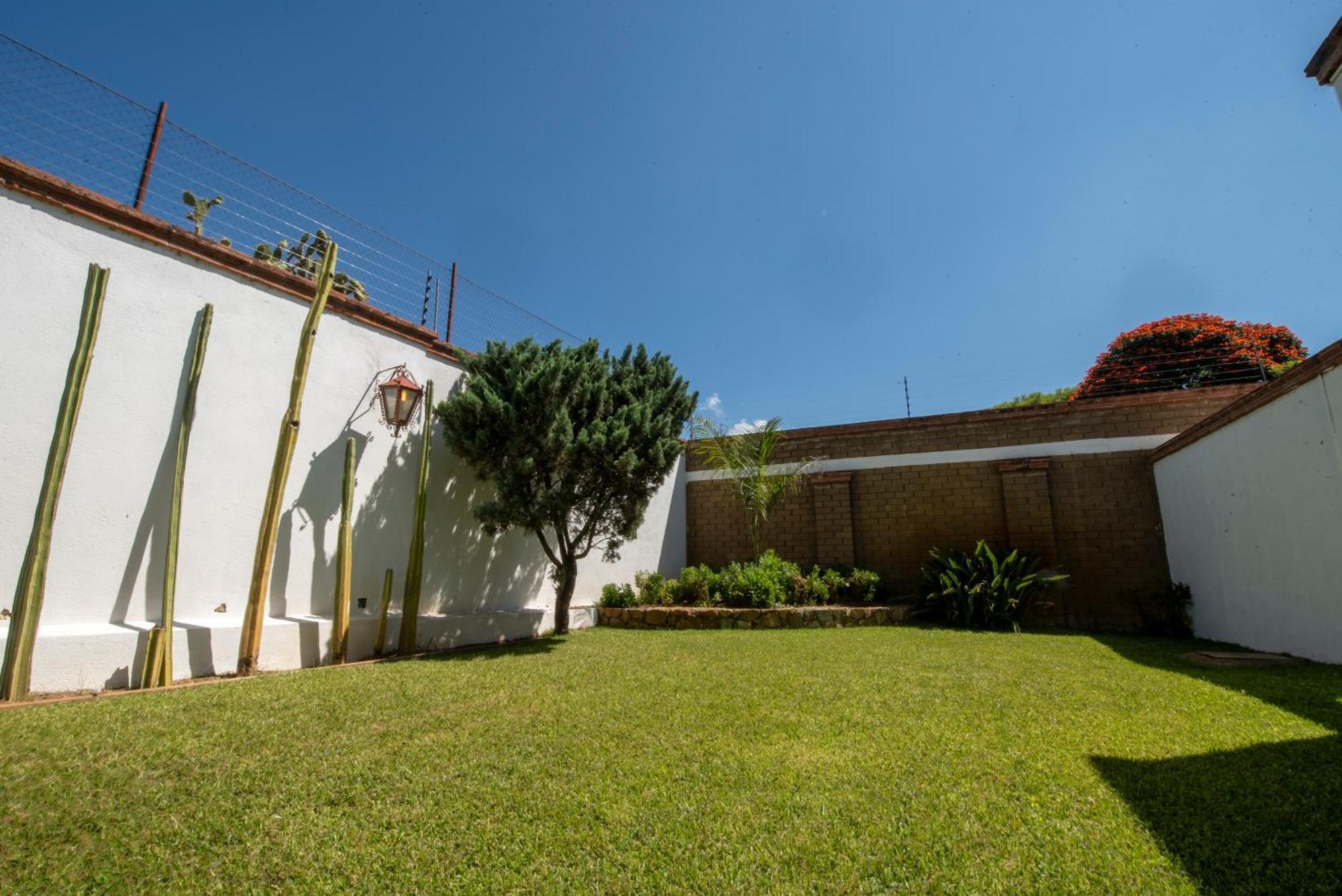 Villa Borghese Hotel Boutique - Adults Only Oaxaca Екстер'єр фото